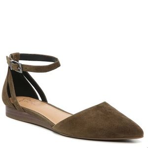 Olive Green Crown Vintage Evalinda Flat